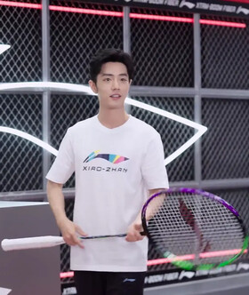 05/29|李宁官方微博/肖战工作室